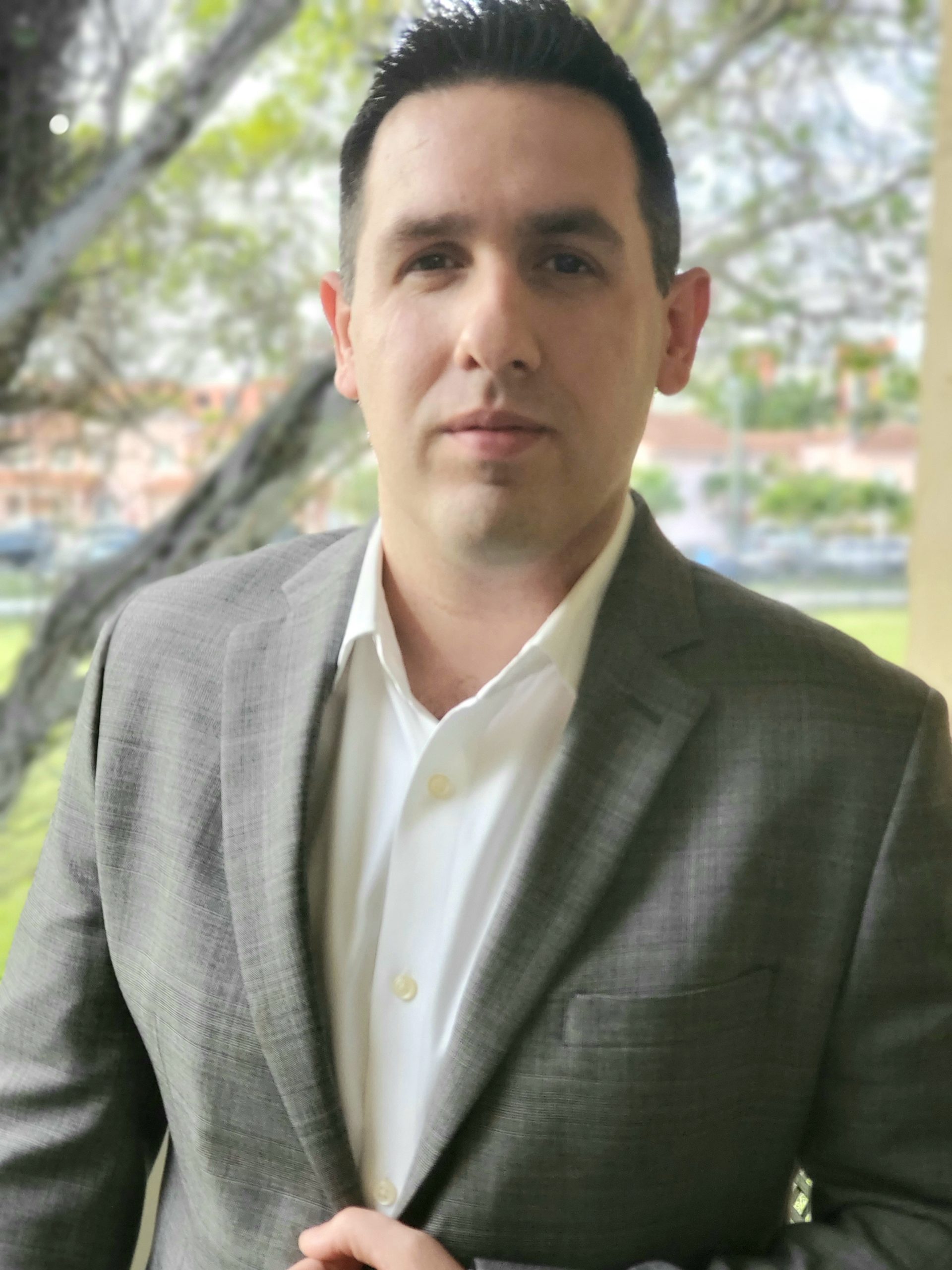 Nicolas Carozza - Miami-based Marketing Consulting